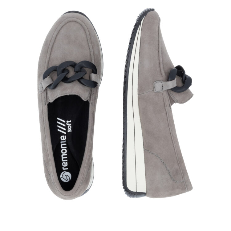 Mocassins gris pour femme de la marque Remonte. Référence D0H10-42 Maus. Disponible chez Chauss'Family magasin de chaussures à Issoire.