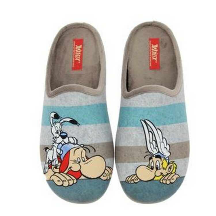 Mules motif Astérix pour homme marque La maison de l'espadrille référence A13H-7 Beige. Disponible chez Chauss'Family magasin de chaussures à Issoire.