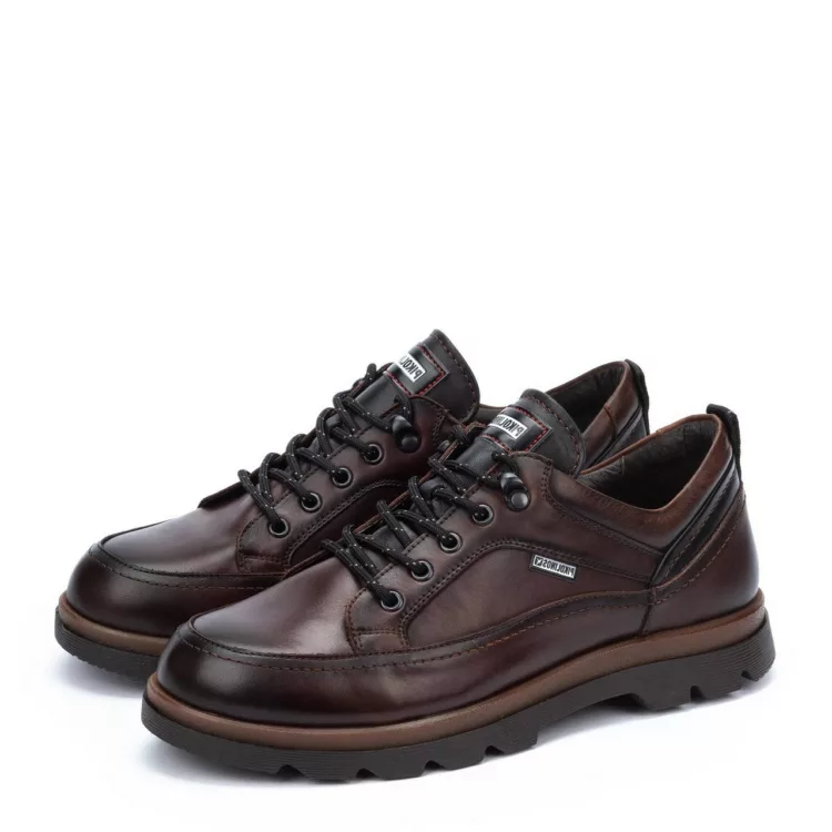 Chaussures marron pour homme de la marque Pikolinos. Référence : Vigo M3M-4163C1 Olmo. Disponible chez Chauss'Family magasin chaussures Issoire.