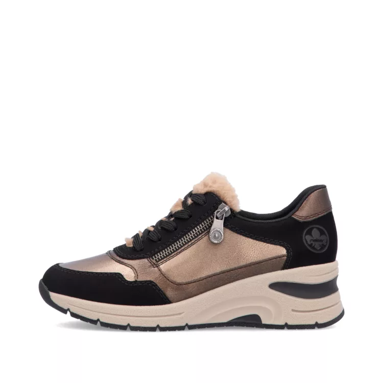 Baskets noir et bronze compensées pour femme marque Rieker. Référence N9301-90 Schwarz bronze. Disponible chez Chauss'Family magasin de chaussures à Issoire