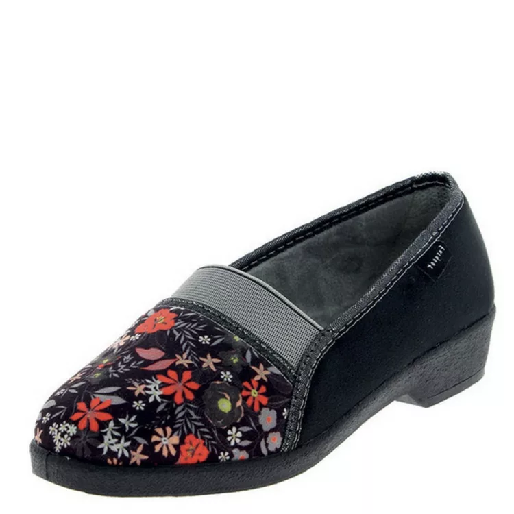 Pantoufles fermées Fargeot pour femme. Référence : Joconde Noir. Disponible chez Chauss'Family magasin de chaussures à Issoire.