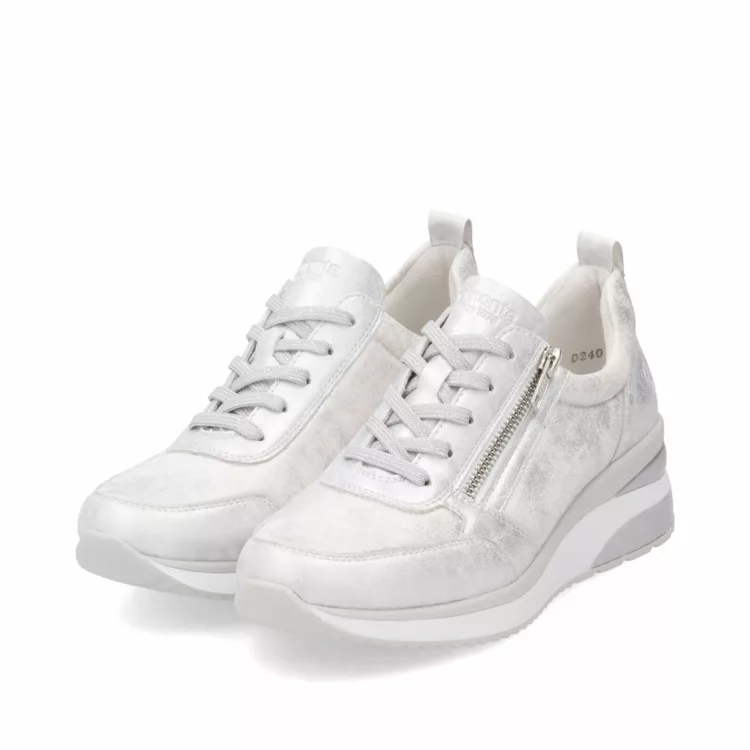 Baskets compensées argentées pour femme marque Remonte. Référence D2401-93 Ice. Disponible chez Chauss'Family magasin de chaussures à Issoire.